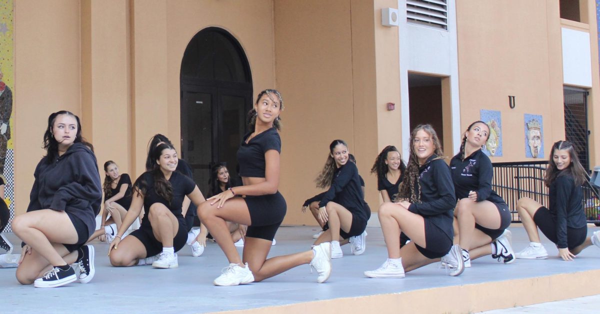 [Gallery] Fun Fridays: A Dance Team takeover