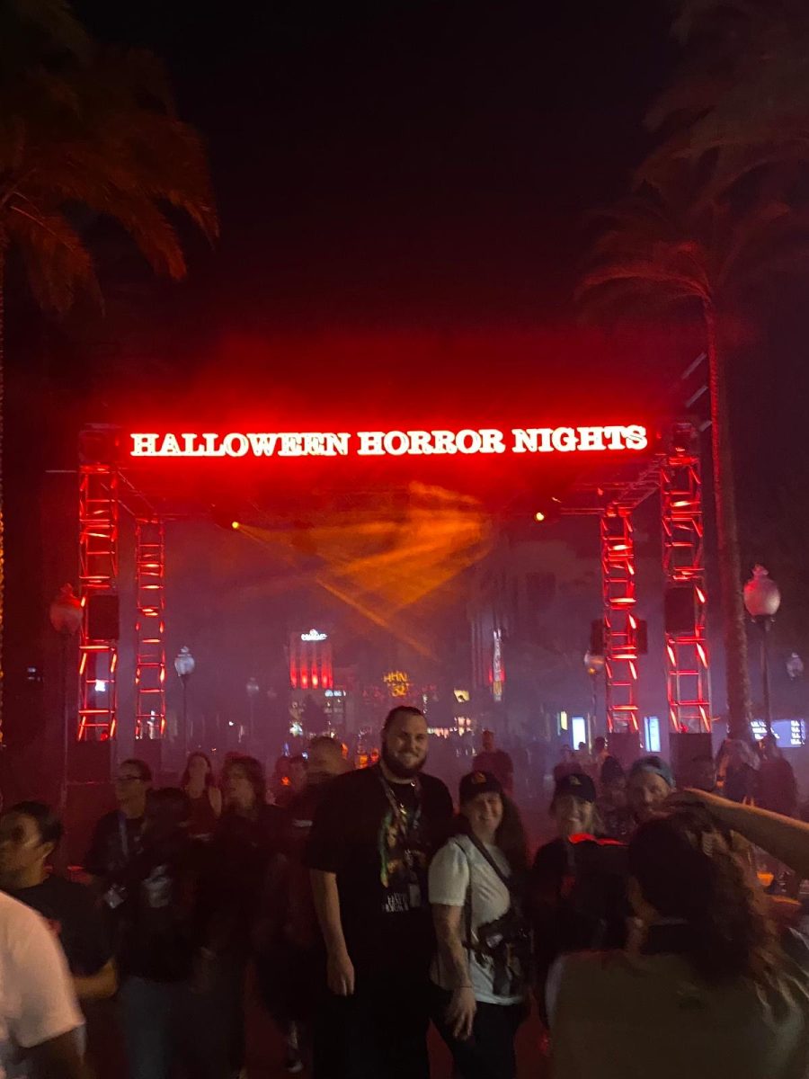 Fears for 32 Years: ‘Never go alone’ to Halloween Horror Nights
