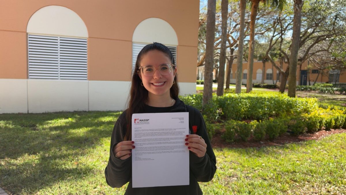 1 out of 3 in Broward who achieved the “S” pillar: Janeyliz Baez wins the NHS Scholarship